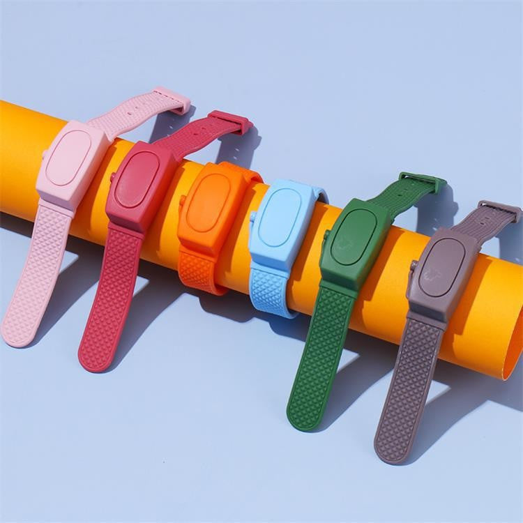 Bratara Dispenser pentru dezinfectant maini