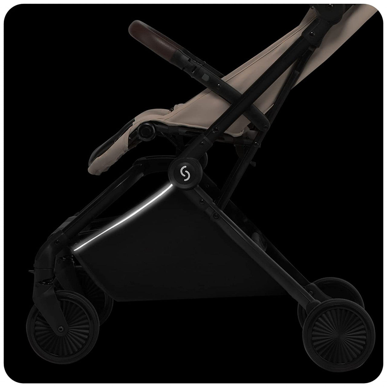 Carucior sport pliabil ultracompact pentru calatorii Espoo+, Vanilla Delight, Beige, Skiddou - Editie Limitata