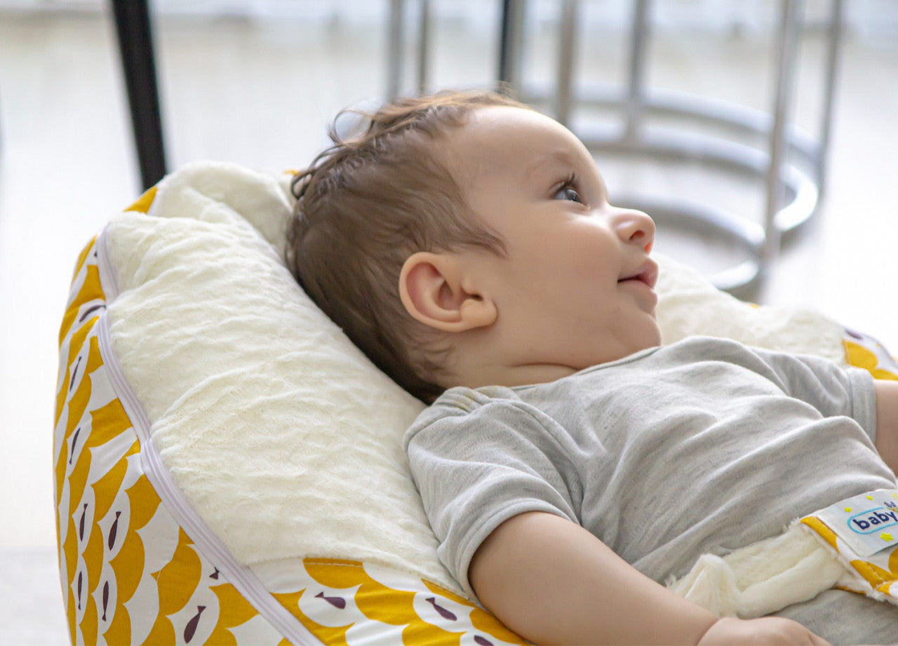 Fotoliu pentru bebelusi cu ham de siguranta Baby Bean Bed