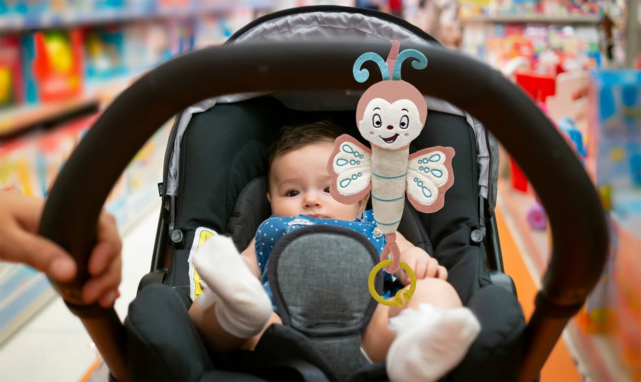 Jucarie din plus cu vibratii pentru bebelusi Fluture, 6 luni+, BabyJem