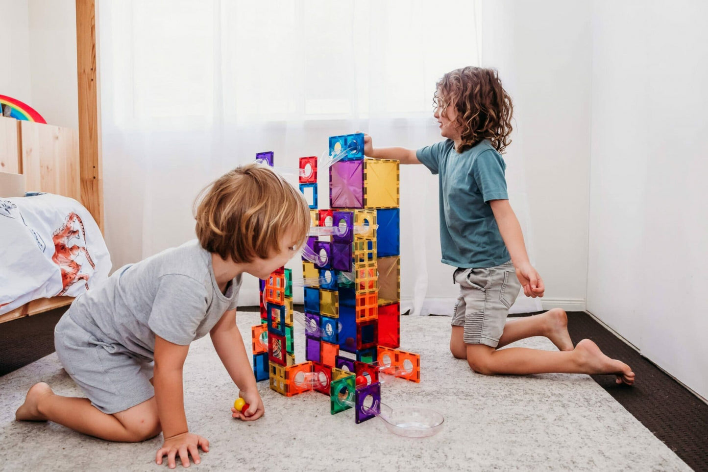 Magnetic Tiles Set magnetic, 92 piese, circuit cu bile - Marble run