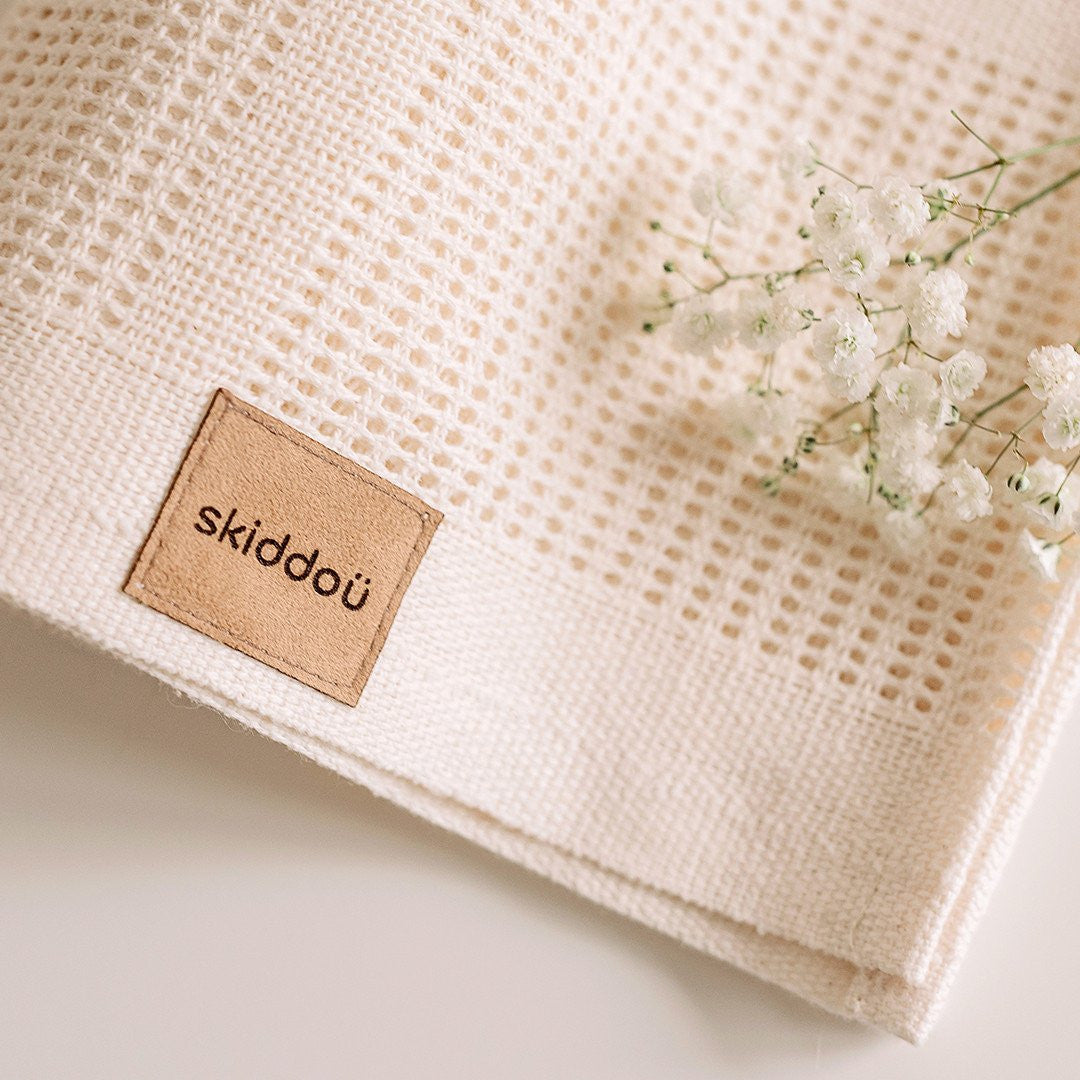 Paturica nou nascut Skiddou Lindi, 100% bumbac, Crem, 75x100cm