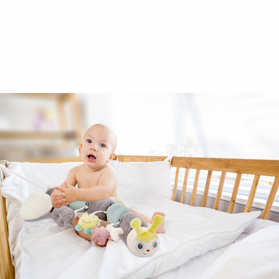 Protectie laterala multifunctionala cu jucarii din plus BabyJem Caterpilar