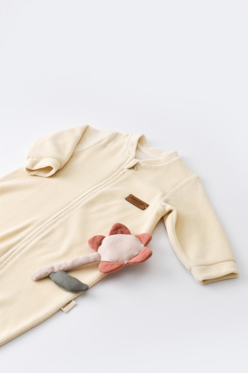 Salopeta cu maneca lunga si fermoar din 80%bumbac organic si 20% poliester -Crem, Baby Cosy