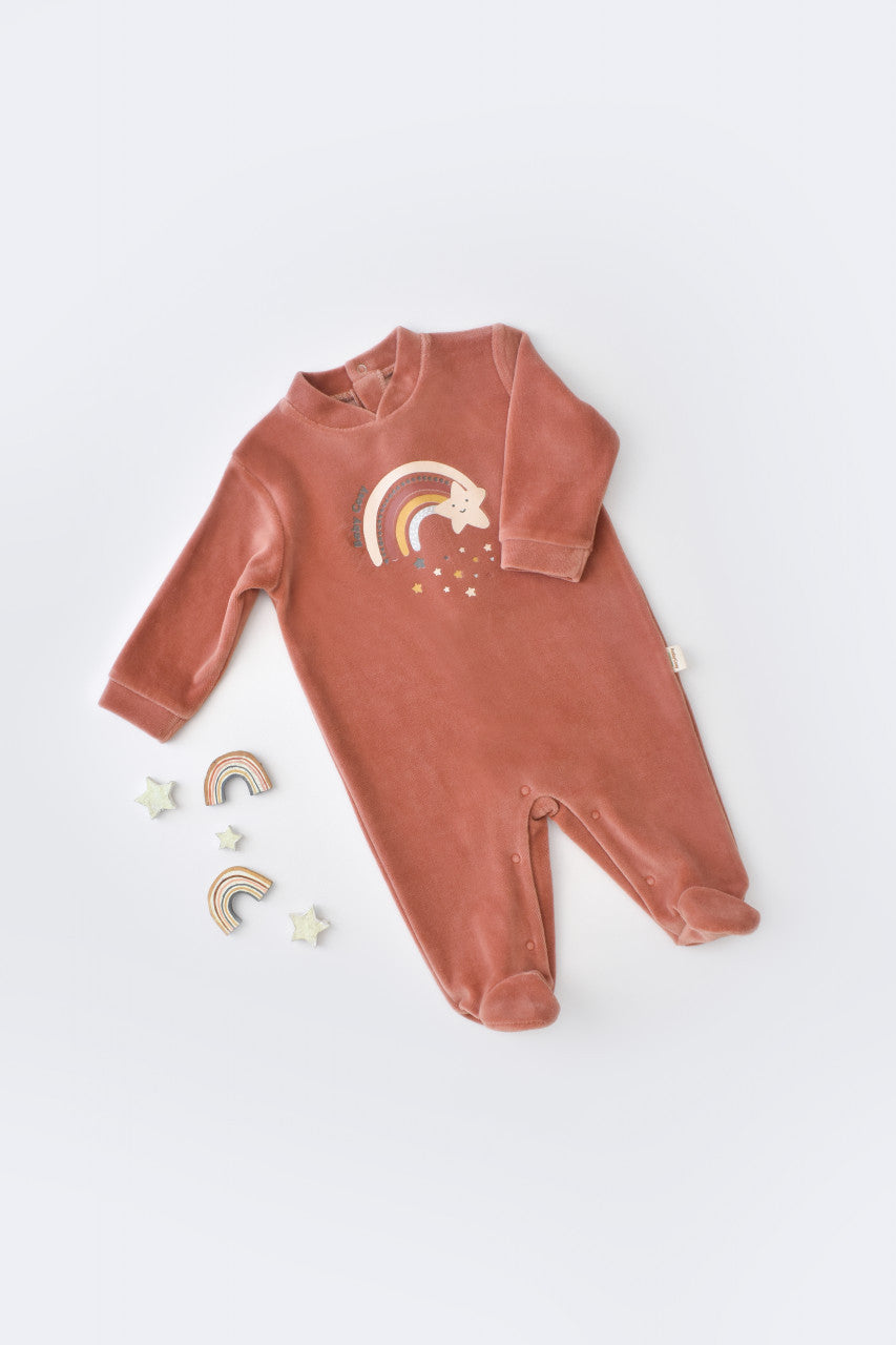 Salopeta Curcubeu cu maneca lunga si botosei din 80%bumbac organic si 20% poliester - Caramiziu, Baby Cosy