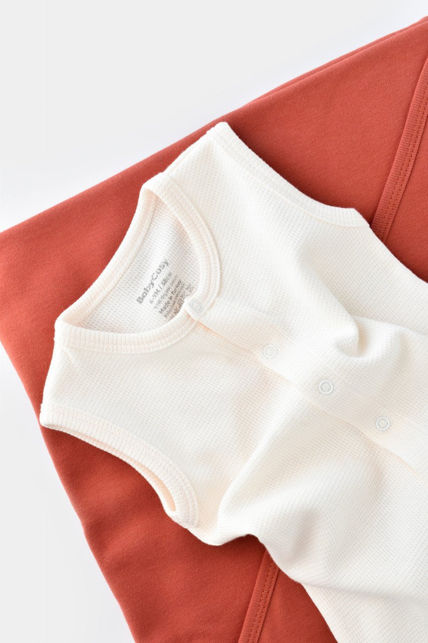 Salopeta fara maneci si panataloni scurti - 100% bumbac organic - Ecru, Baby Cosy