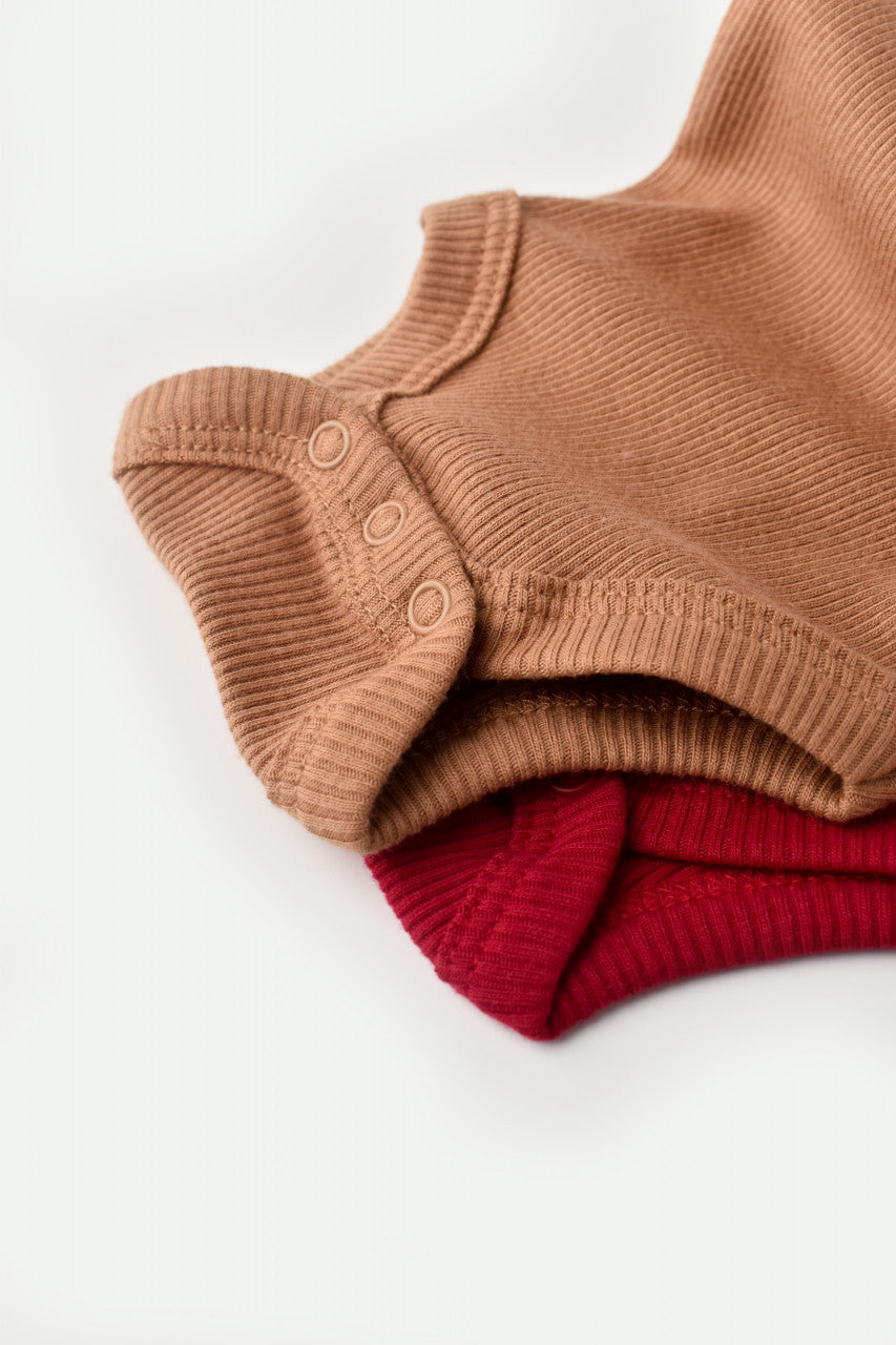 Set 2 body-uri bebe unisex din bumbac organic si modal - Maro/Rosu, Baby Cosy