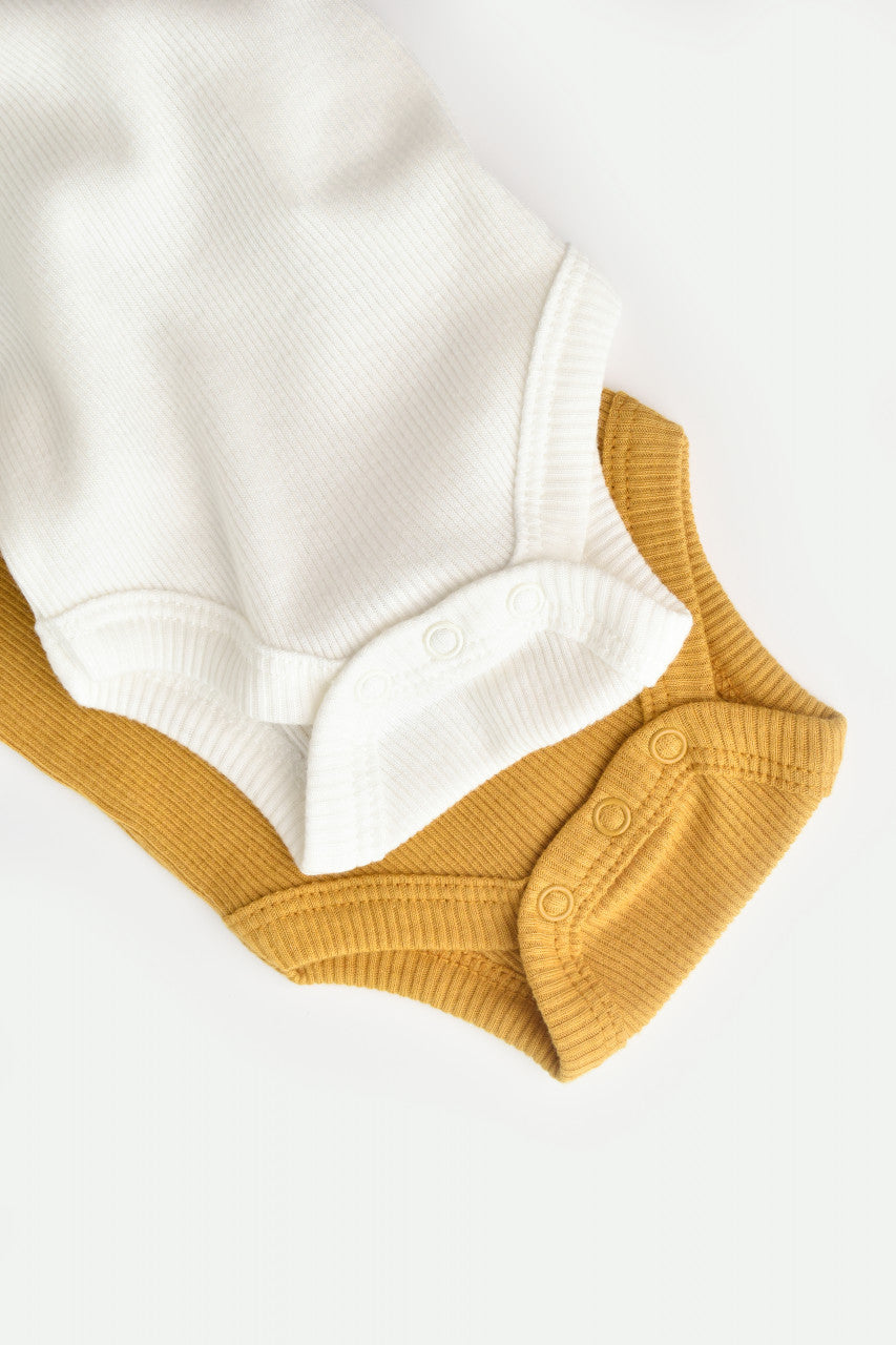 Set 2 body-uri bebe unisex din bumbac organic si modal - Mustar/Ecru, Baby Cosy
