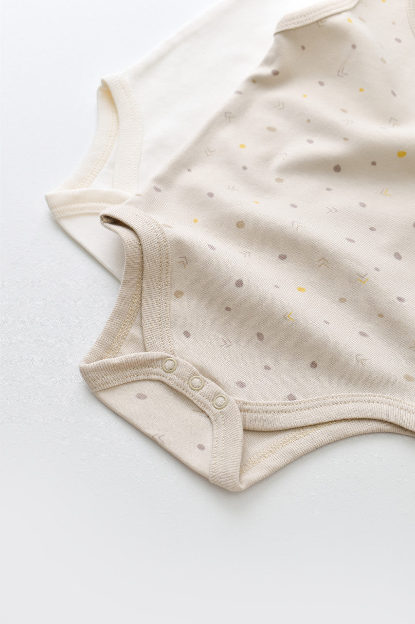 Set 2 body-uri fara maneci bebe unisex -100% bumbac organic - Crem cu buline, Baby Cosy
