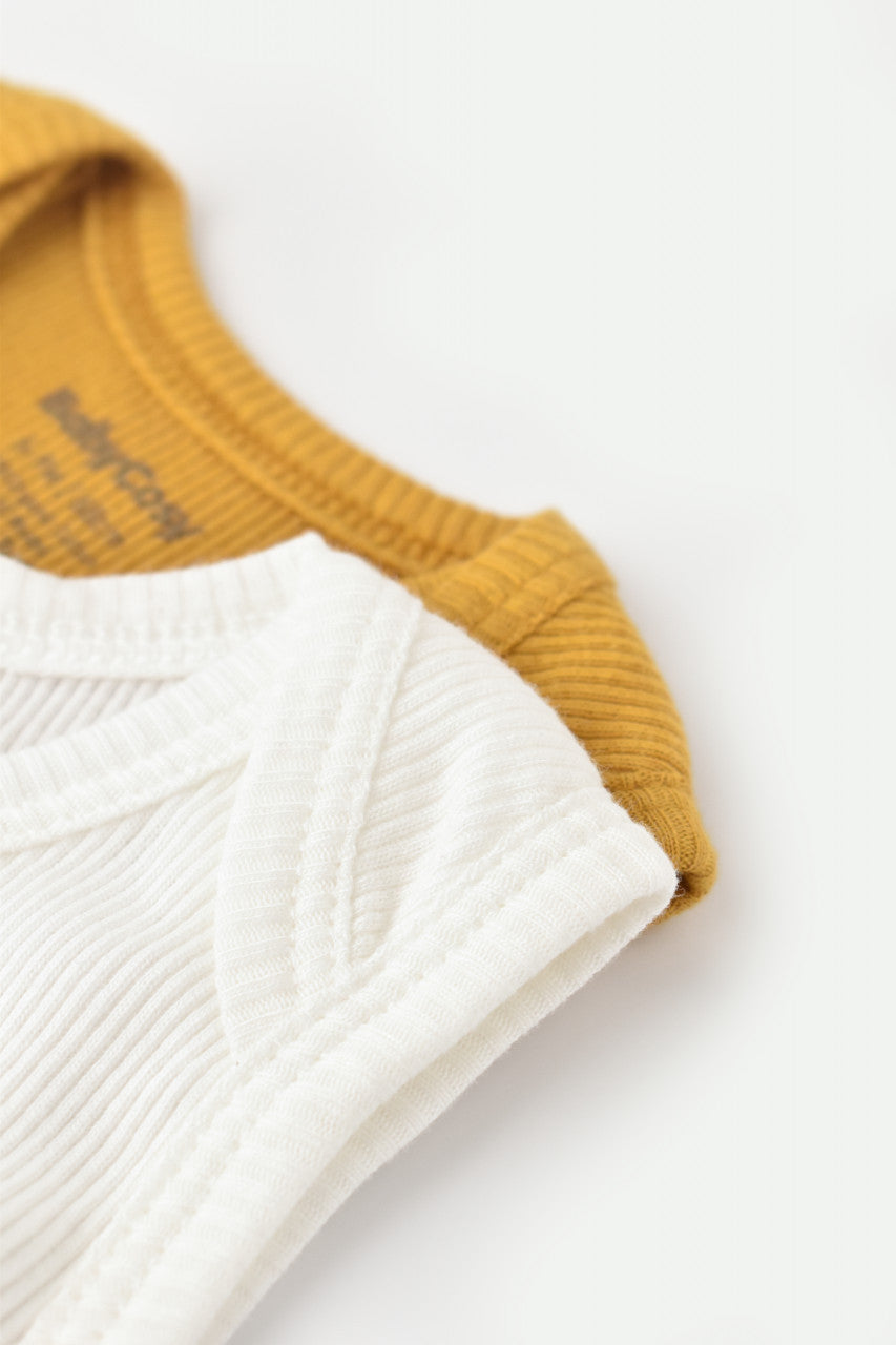 Set 2 body-uri fara maneci bebe unisex din bumbac organic si modal - Mustar/Ecru, Baby Cosy