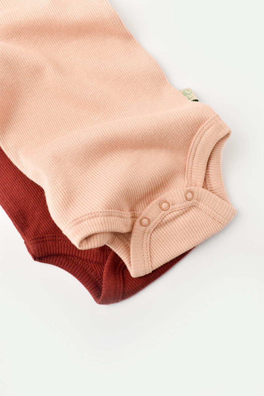 Set 2 body-uri fara maneci bebe unisex din bumbac organic si modal - Caramiziu/Somon, Baby Cosy