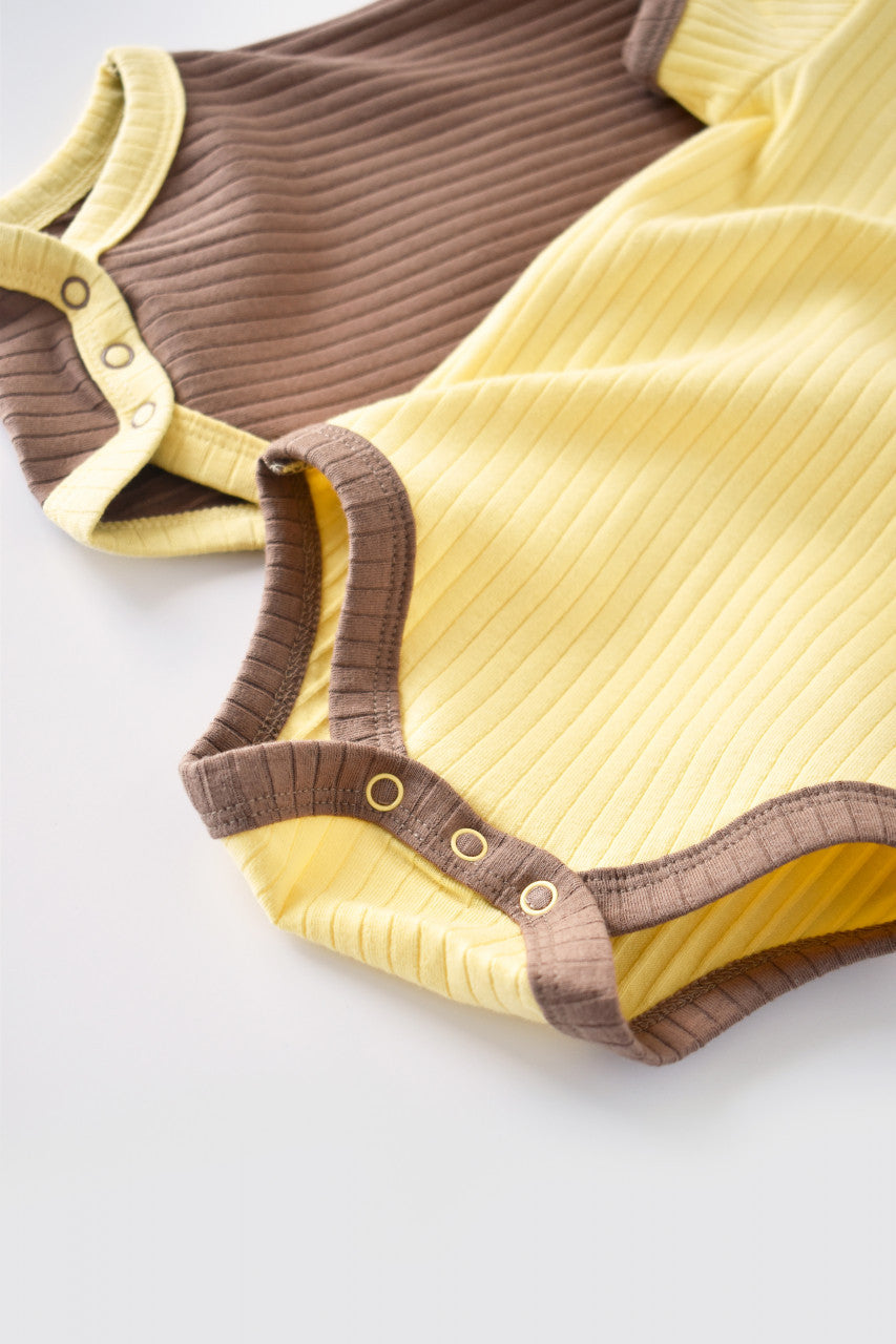 Set 2 body-uri Ribana Bebe Unisex din bumbac organic si 5%elastan - Vanilie/Maro