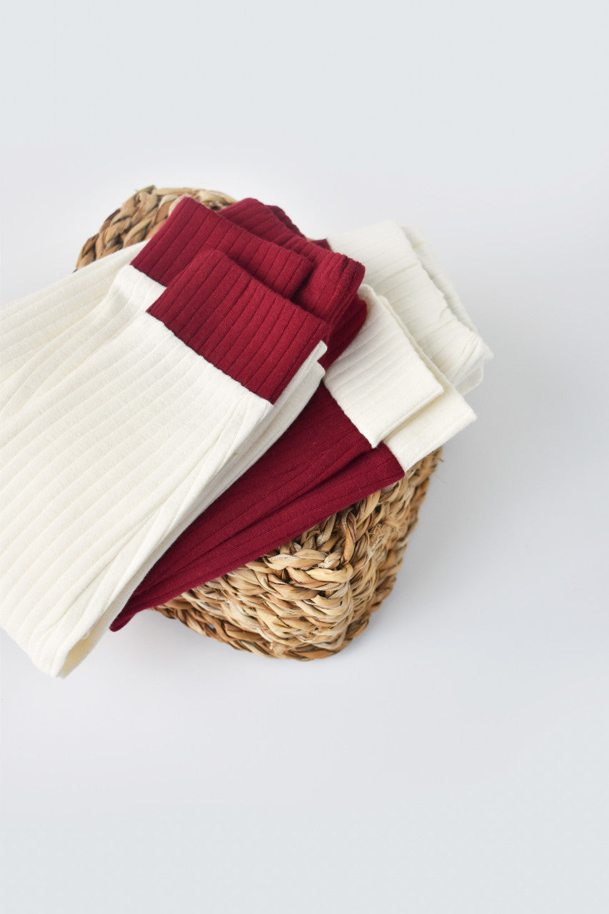 Set 2 pantaloni Ribana Bebe Unisex din bumbac organic si 5%elastan - Ecru/Bordo, Baby Cosy