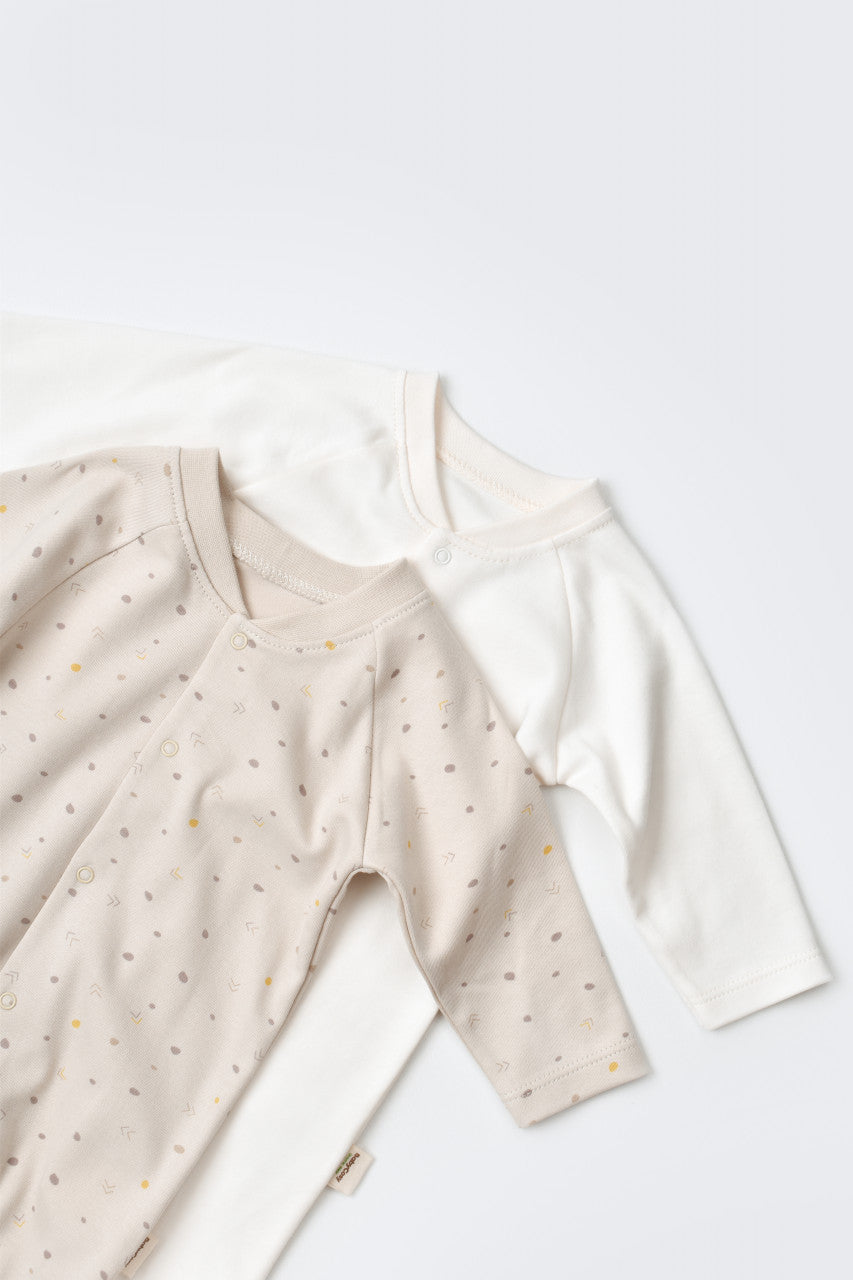 Set 2 salopetele cu maneca lunga si panataloni lungi cu botosei - 100%bumbac organic - Crem cu buline, Baby Cosy