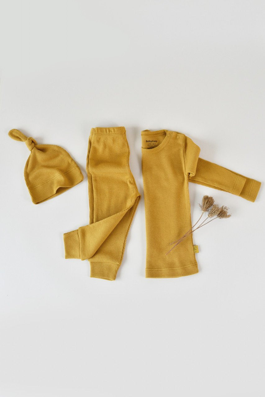 Set 3 piese: bluzita cu maneca lunga, panataloni lungi si caciulita din bumbac organic si modal - Sofran, Baby Cosy