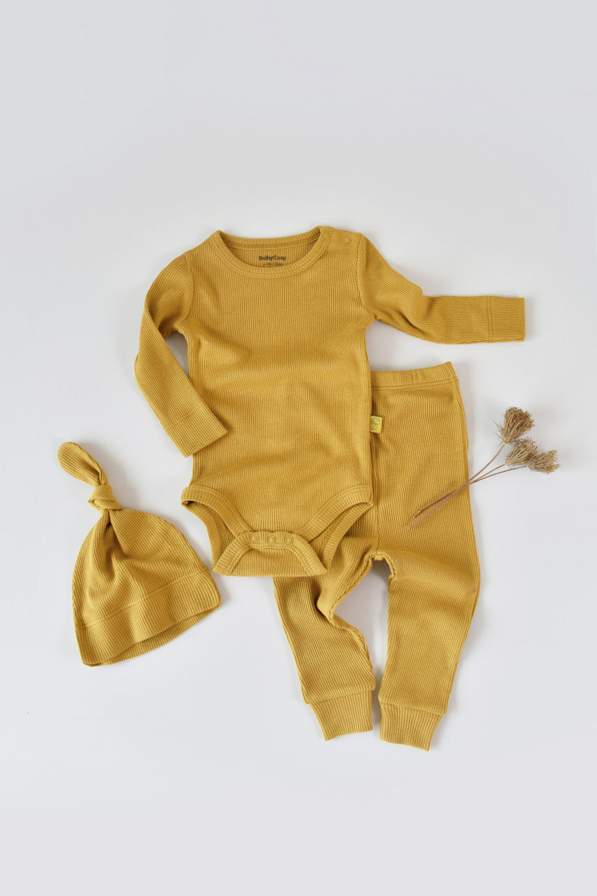 Set 3 piese: body cu maneca lunga, panataloni lungi si caciulita din bumbac organic si modal - Sofran, Baby Cosy