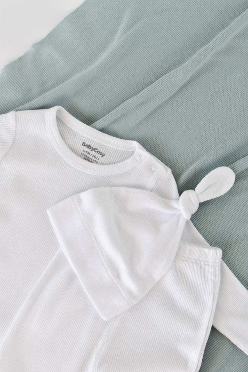 Set 3 piese: body cu maneca lunga, panataloni lungi si caciulita din bumbac organic si modal - Alb, Baby Cosy
