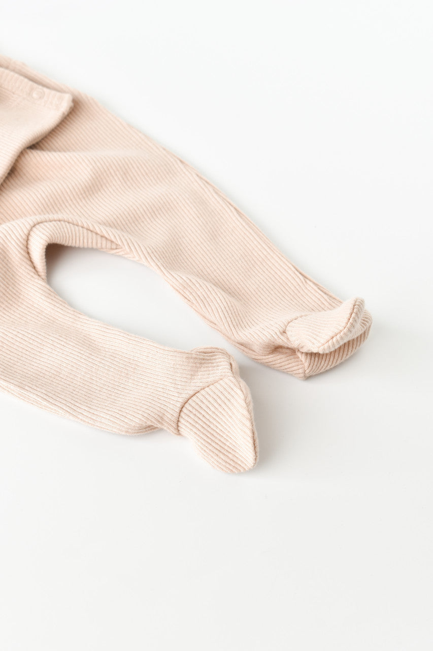 Set 4 piese: bluza, pantaloni, caciulita si manusi din bumbac organic si modal - Blush, Baby Cosy