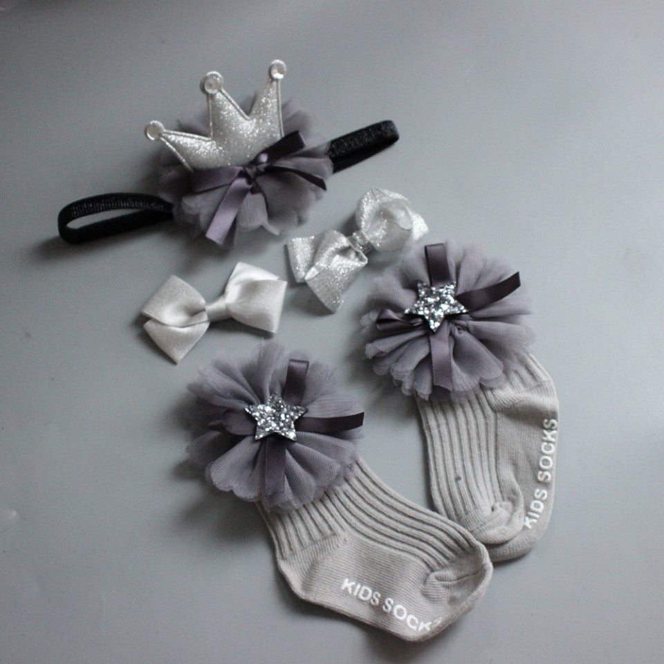 Set 4 piese - sosete cu accesorii