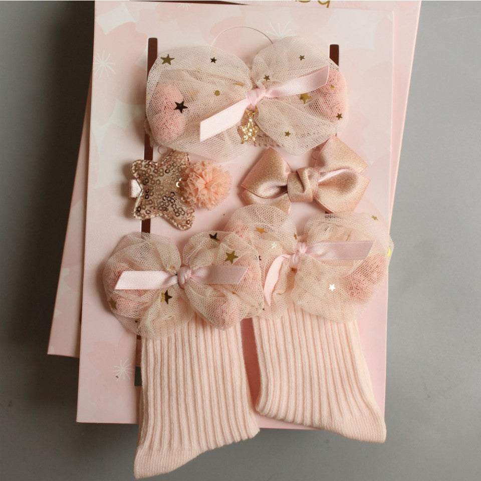 Set 4 piese - sosete cu accesorii