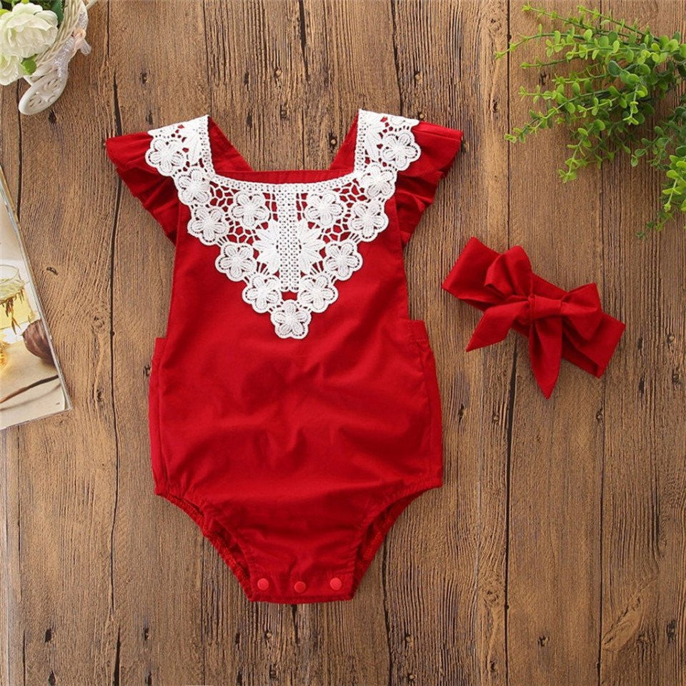 Set body rosu cu broderie si bentita