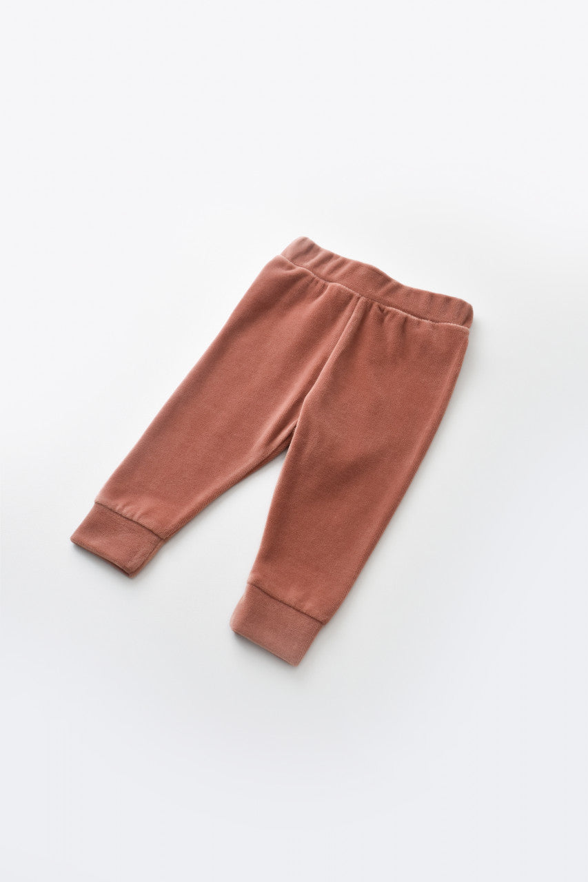 Set Curcubeu cu bluzita cu maneca lunga si panataloni lungi din 80%bumbac organic si 20% poliester - Caramiziu, Baby Cosy