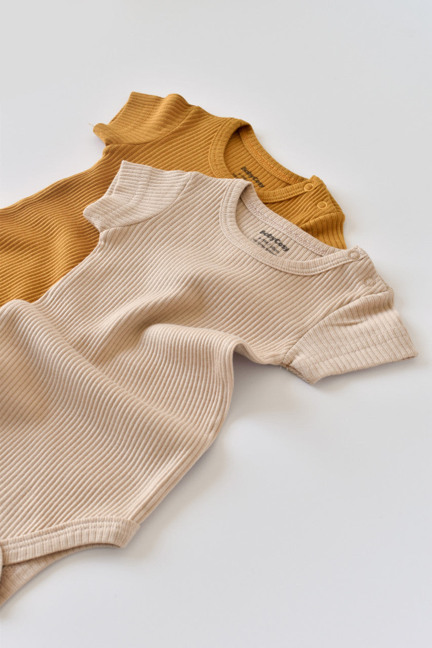 Set de 2 body-uri cu maneca scurta din bumbac organic si modal - Mustar/ Somon