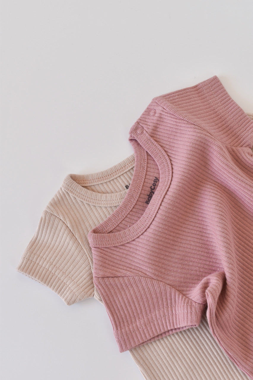 Set de 2 salopetele cu maneca scurta din bumbac organic si modal - Roz/ Blush