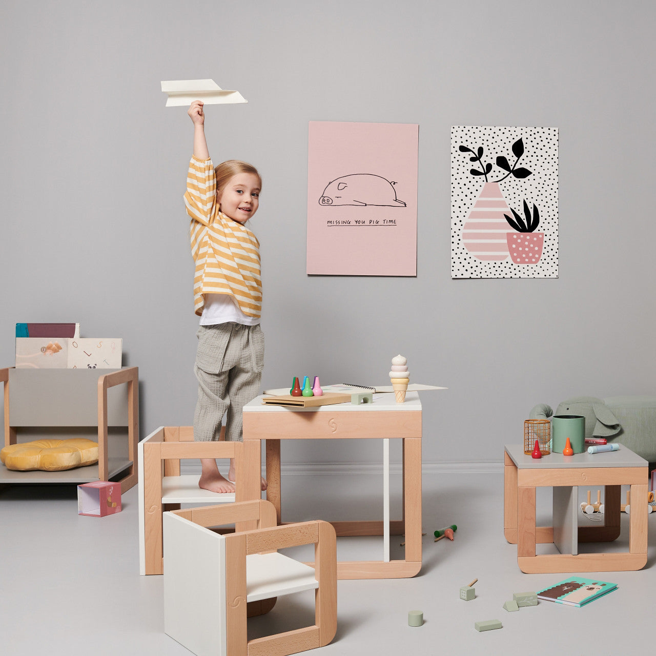 Set mobilier 8in1 Skiddou Mob, Puff catcher, Alb