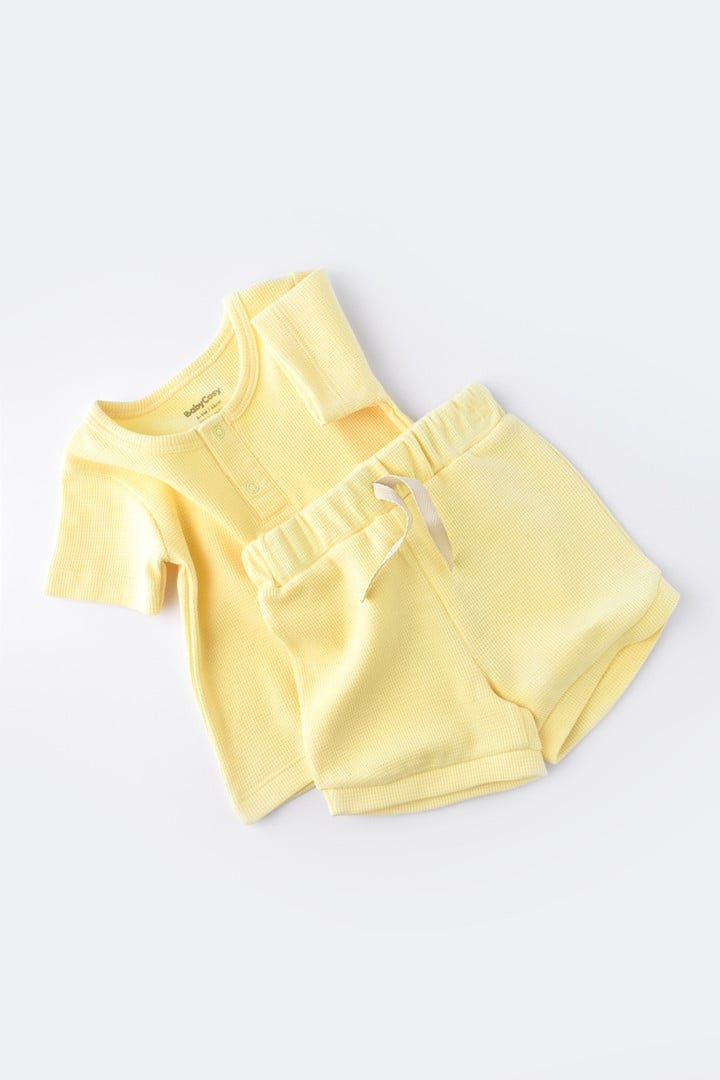 Set tricou cu panataloni scurti - 100% bumbac organic - Galben, Baby Cosy