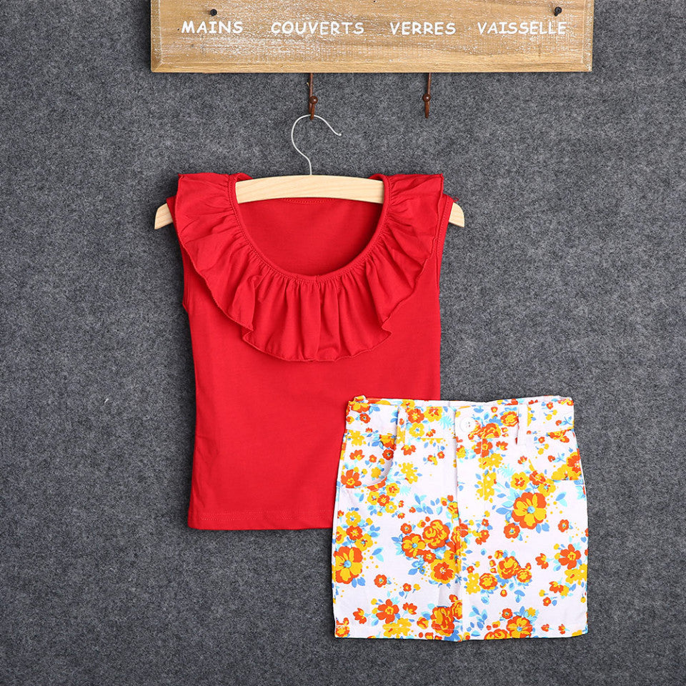 Set tricou rosu cu volanas si fusta cu floricele