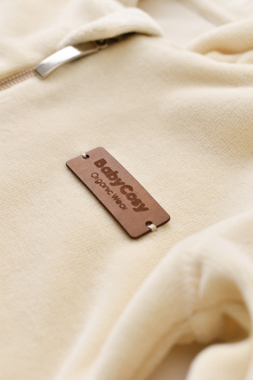 Set Ursulet cu bluzita cu fermoar si gluga si panataloni lungi din 80%bumbac organic si 20% poliester - Crem, Baby Cosy