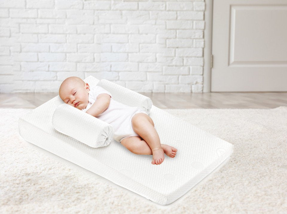 Pozitionator cu plan inclinat Baby Eco Reflux White