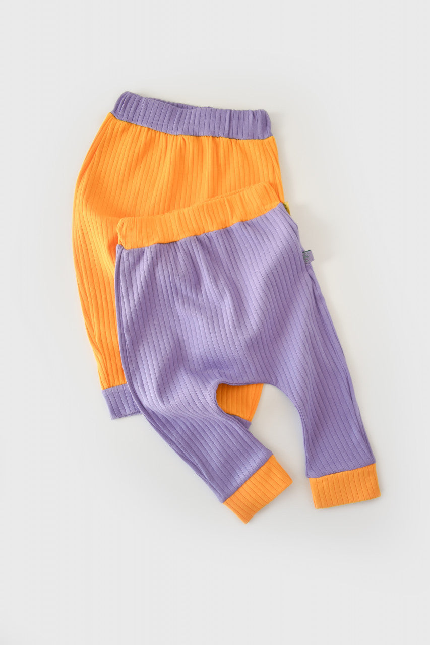 Set 2 pantaloni Ribana Bebe Unisex din bumbac organic si 5%elastan - Galben/Mov